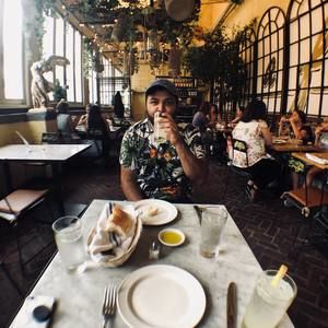 Meet your Posher, Luis